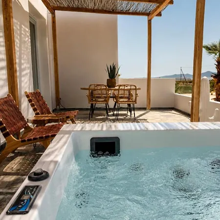 Kyma Horizon W Private Jacuzzi Apartamento *